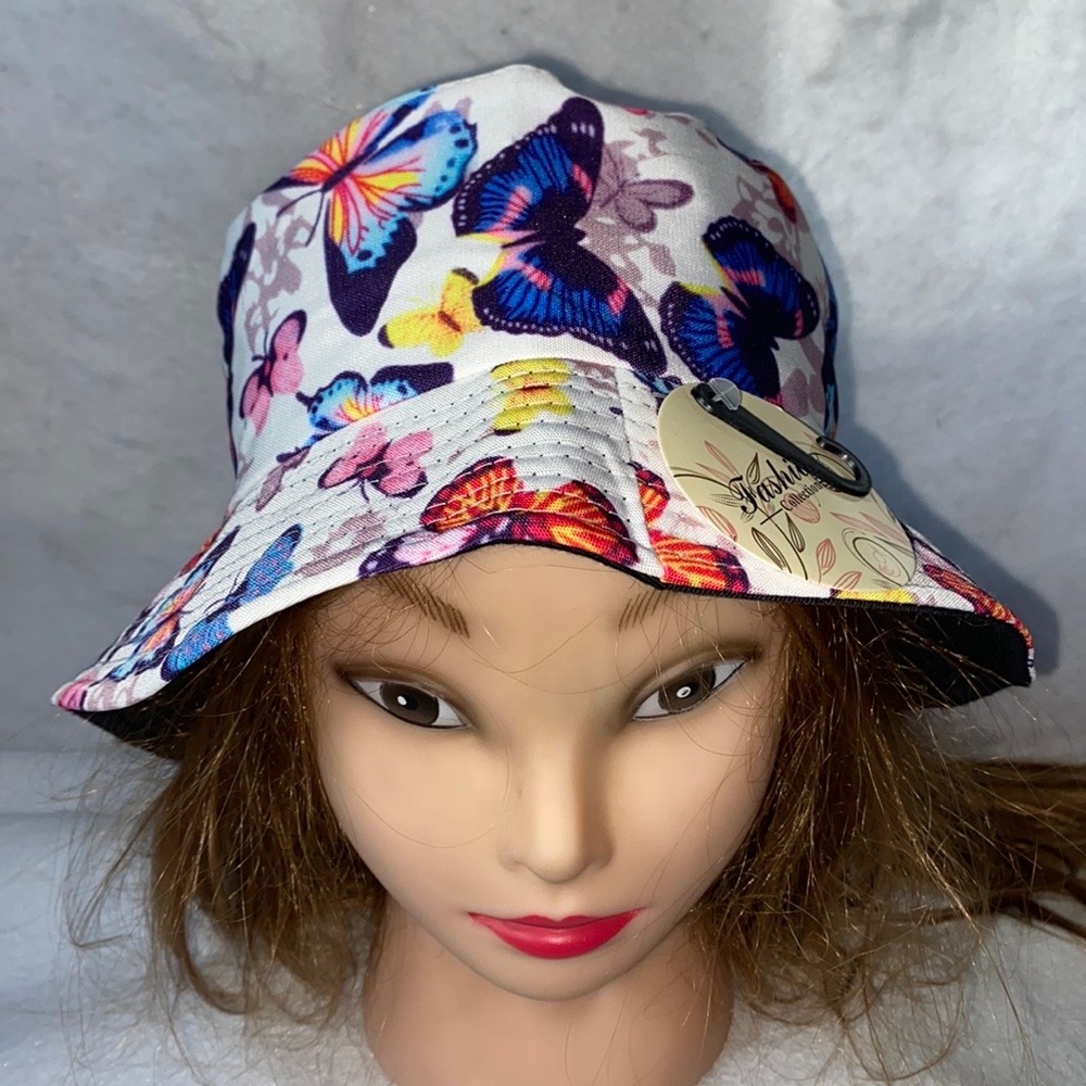 White Butterfly Print Bucket Hat